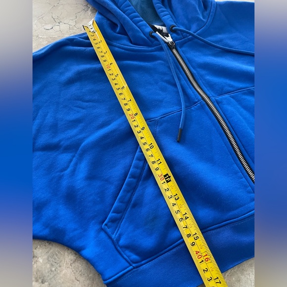 Nike Cropped Hooded Sweatshirt Jacket Medium Blue full zip 💙 - Picture 16 of 16